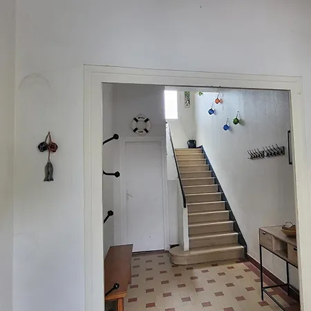 Maison De Plein Centre, 3 Etoiles, A 200m De La Plage, Parking Prive, Wifi Holiday home Royan